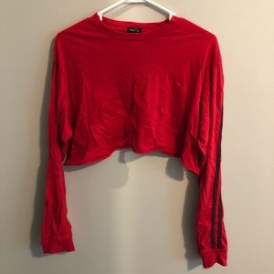 ⭐️2 cropped long sleeve tees⭐️
